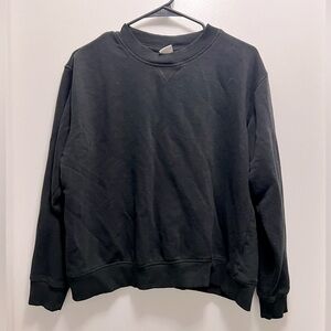 H&M Classic Black Crewneck Sweater, Size M